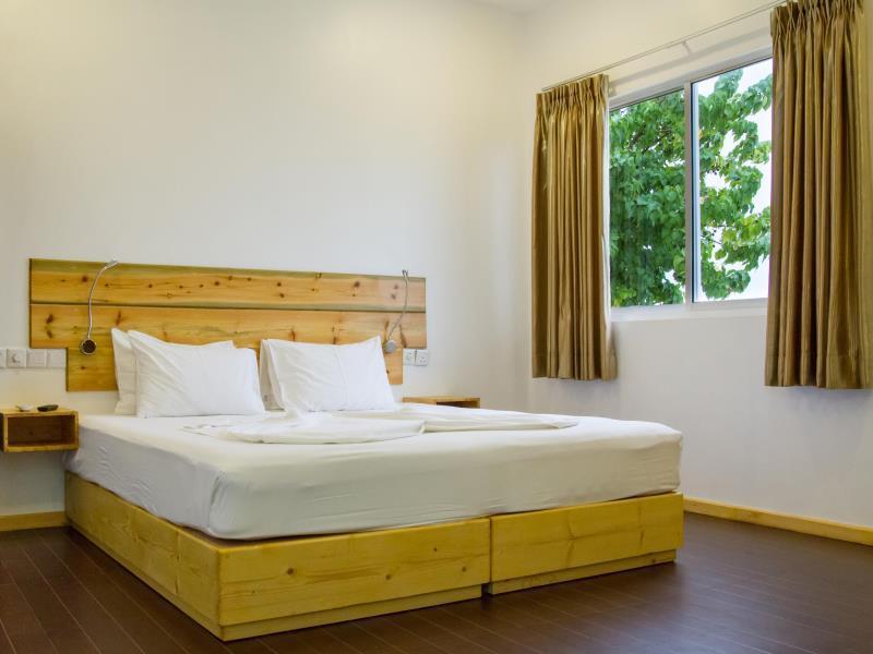 Royal Pearl Inn مافوشي المظهر الخارجي الصورة