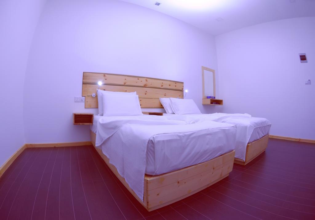 Royal Pearl Inn مافوشي المظهر الخارجي الصورة