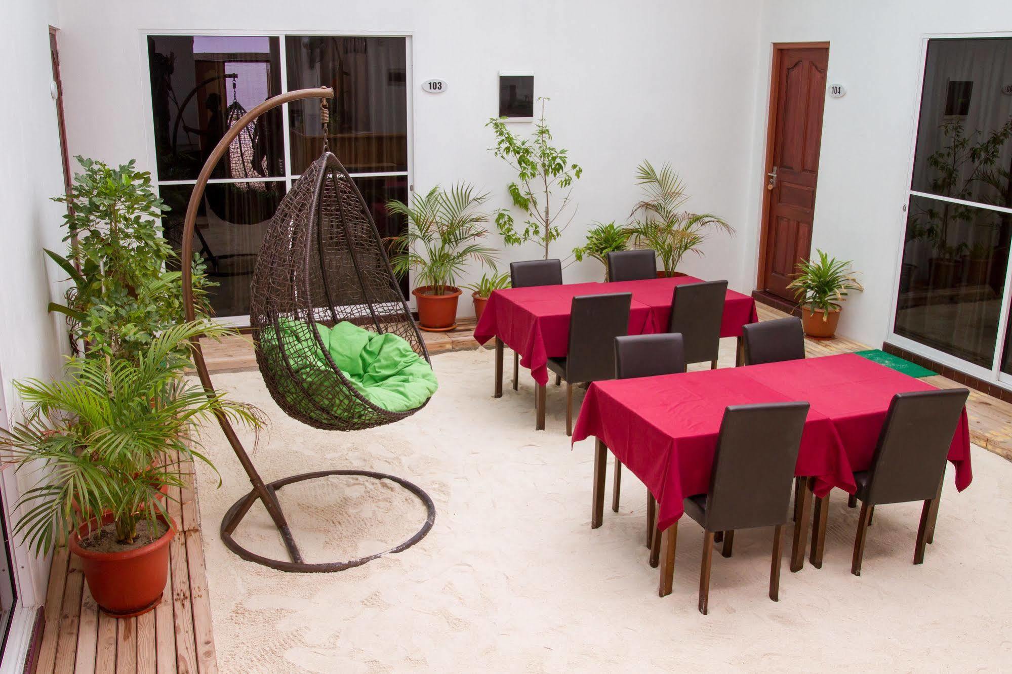 Royal Pearl Inn مافوشي المظهر الخارجي الصورة